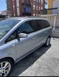 Zafira 1.9 CDTI 120CV Cosmo