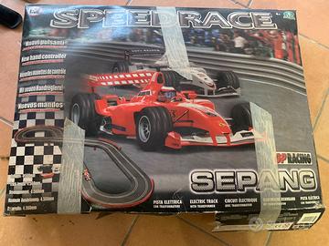 Pista  auto telecomandata