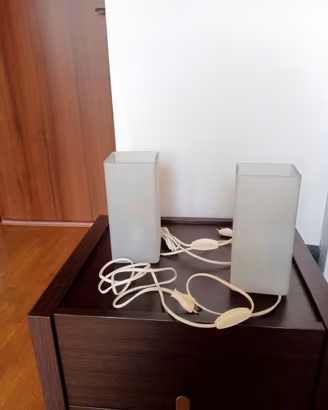 Lampade per camere da letto in coppia.