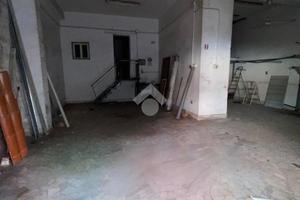 LABORATORIO A NAPOLI