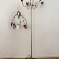 Lampadario e lampada da terra