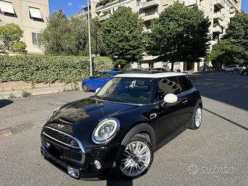 Mini Cooper 1.5 Benz. Euro6 allestita S