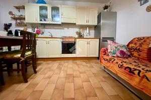 2 LOCALI A VALENTANO