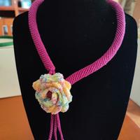 tre collane in cotone realizzati all'uncinetto