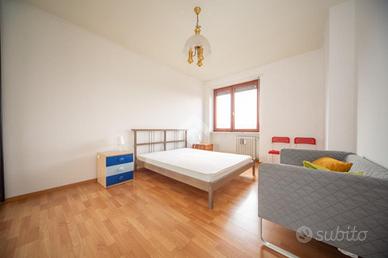2 LOCALI A TORINO