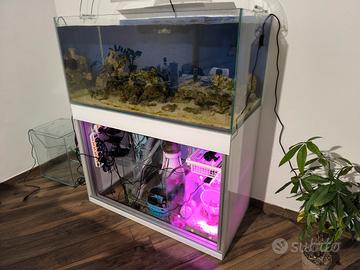 Acquario marino extrachiaro completo di tutto 