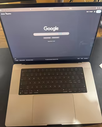 Macbook Pro 16 M2 Pro
