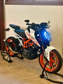 KTM DUKE 390