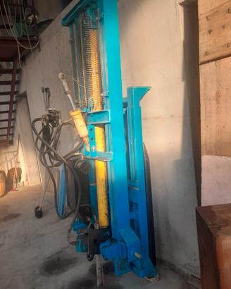Elevatore da applicare sul trattore