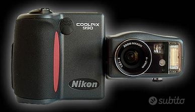 Nikon 990