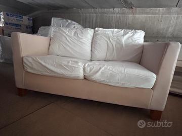 divano 2 posti
