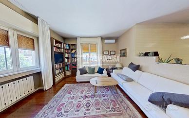 SEMI INDIPENDENTE CON BOX+ P.AUTO