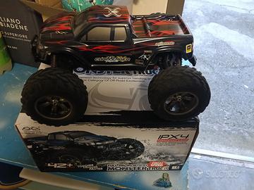 Monster truck radiocomandato