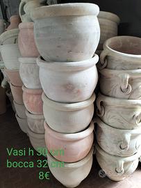 Anfore e vasi artigianali