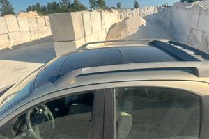 Auto fiat panda cros