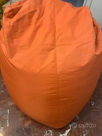 Pouf arancione creativando
