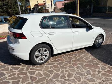 Volkswagen Golf 1.0 TSI EVO Life