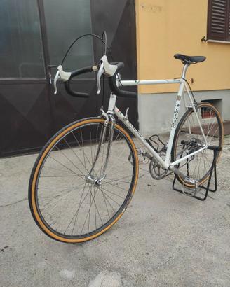 Bicicletta da corsa d'epoca Colnago