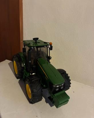 Trattore John Deere 7930 Bruder 03050