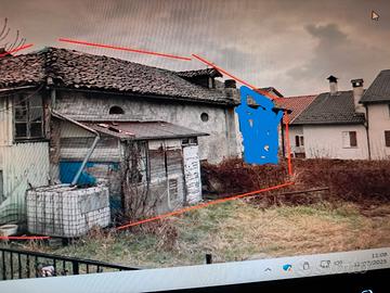 Casa da riattare con 1800 mq di terreno