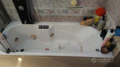 Jacuzzi vasca 