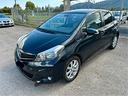toyota-yaris-1-4-d-4d-5-porte-lounge-tetto-panoram