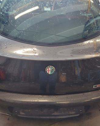 Portellone nudo ALFA ROMEO GT del 2004