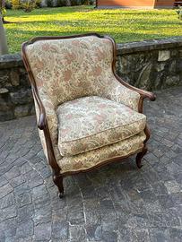 Poltrona classica stile Luigi XV