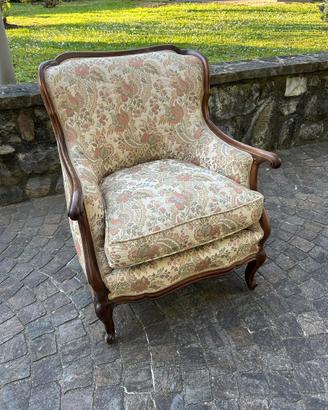 Poltrona classica stile Luigi XV