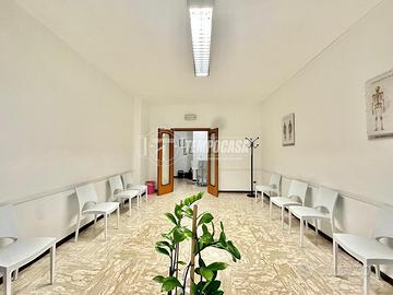 MONTESILVANO VIA CORSO UMBERTO I AD.ZE RIF. M59: 1