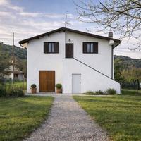 Villeta indipendente con giardino