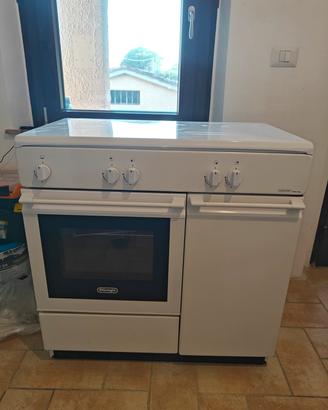 Forno e fornelli DeLonghi a gas 