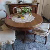 Tavolo rotondo + sedie