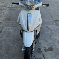 Beverly 350 sport touring