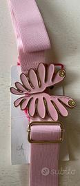 Cintura elastica Fornarina fibbia a farfalla rosa