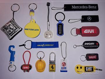 Collezione portachiavi marchiati