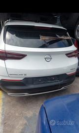 portellone posteriore opel  Grandland x