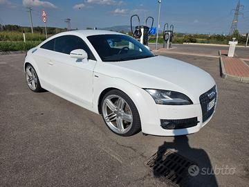Audi TT Quattro 2.0 TDI S-Line