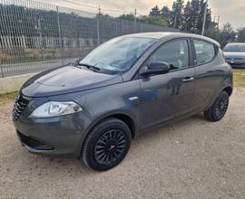 Lancia Ypsilon 0.9 TwinAir 85 CV Metano - 2014