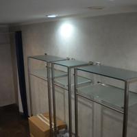 arredamento negozio acciaio