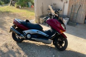 Yamaha T-Max 500