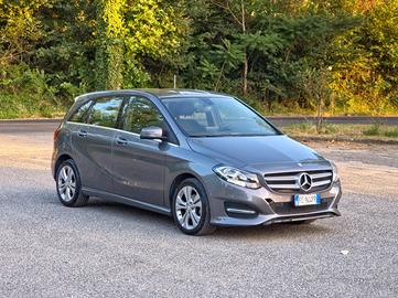 Mercedes-benz B 180 d Automatic Premium E6 Automat