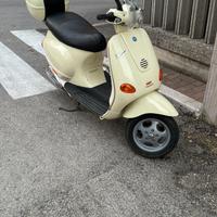 Vespa 50