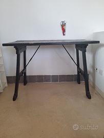 Tavolo in legno massello 