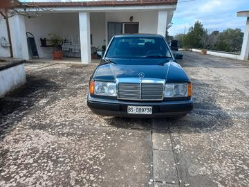 Mercedes 200E