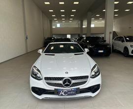 MERCEDES-BENZ SLC 200 AMG line