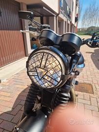 Triumph Bonneville T100 Black Ed. del 2018