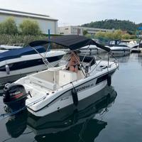 Barca Semicabinata Teorema 20 Sundeck