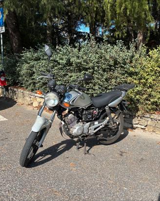 Yamaha YBR 125