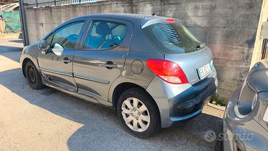 Peugeot 207 1.6 8V HDi 93CV 3p. Active